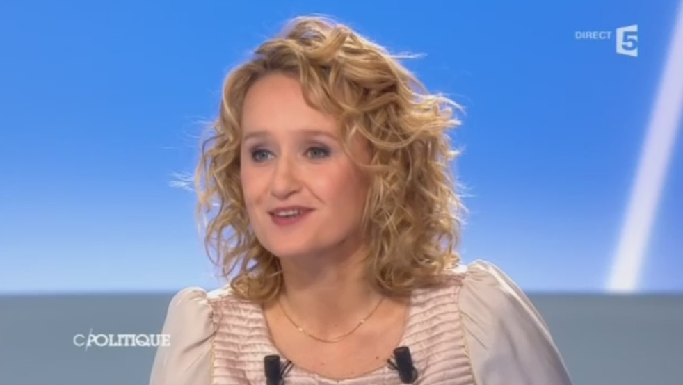 Caroline Roux remplace Yves&nbsp;Calvi